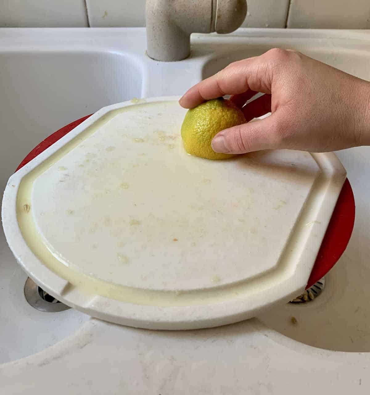 Make Your Cutting Boards Pristine