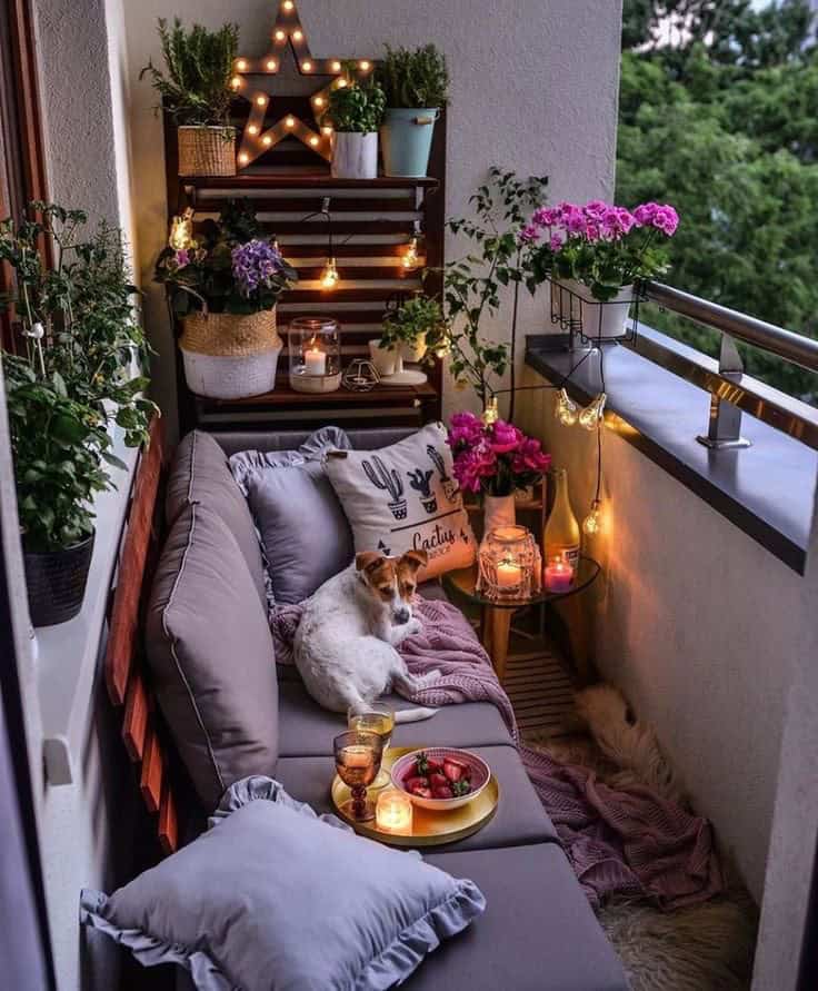 SMALL BALCONY IDEA