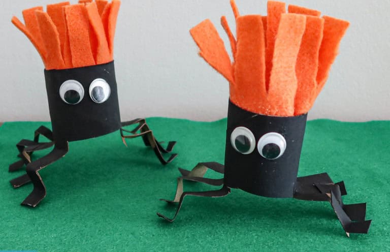 DIY Toilet Paper Roll Spiders