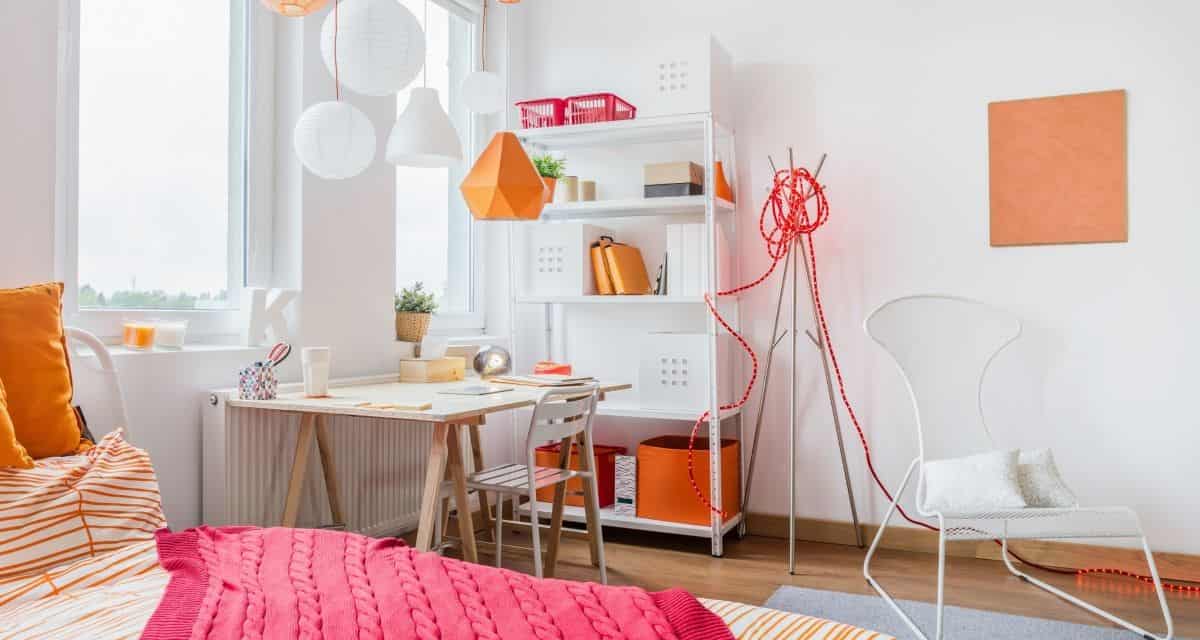 Bright orange and pink decorations