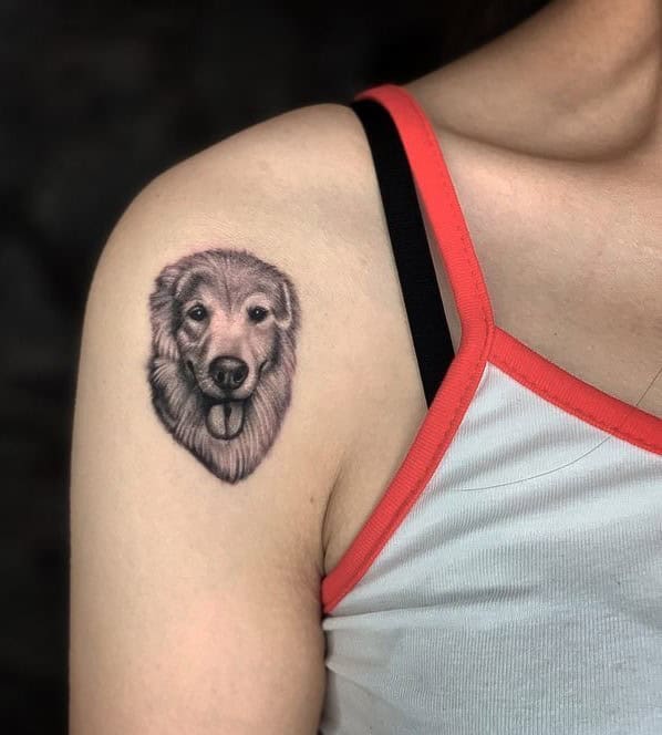 22] Golden Retriever Shoulder Tattoo: Golden Gaze