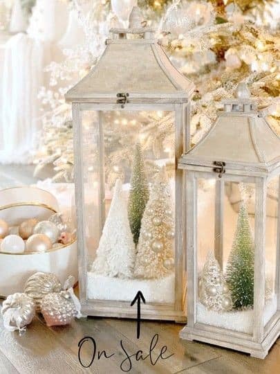 CHRISTMAS TABLETOP LANTERNS