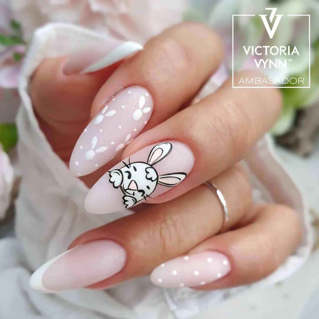 BUNNY MANICURE