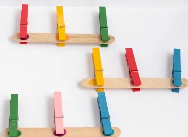 Popsicle Stick Colour Match Game