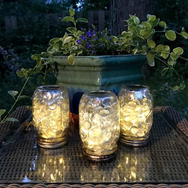 DIY MASON JAR LIGHTS