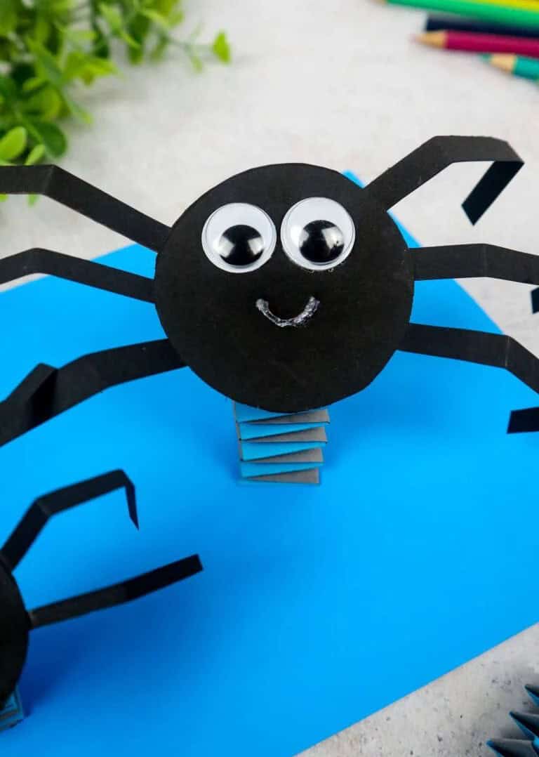 DIY Paper Spider