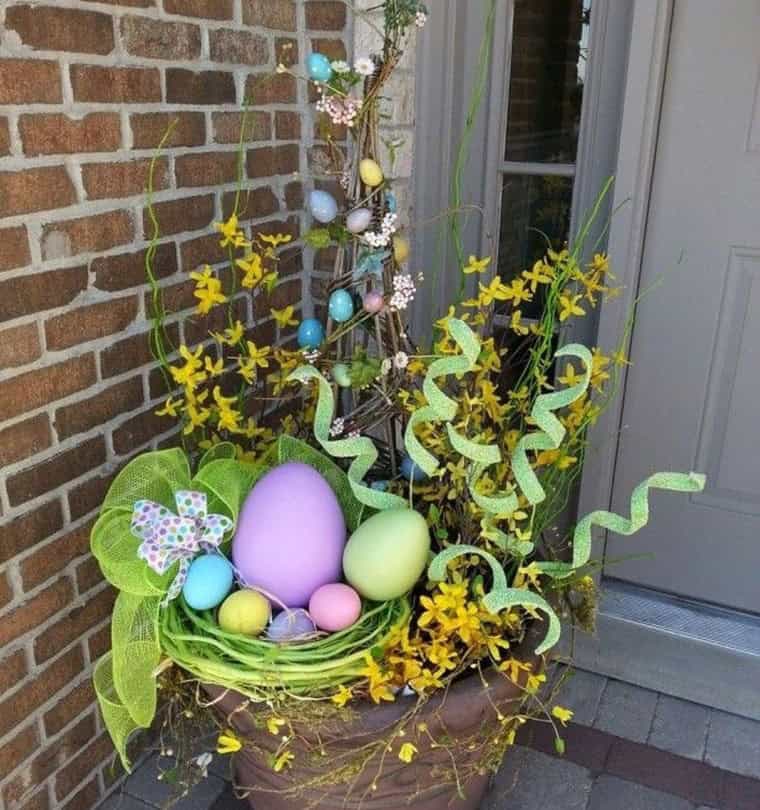 Whirlwind Easter Topiary