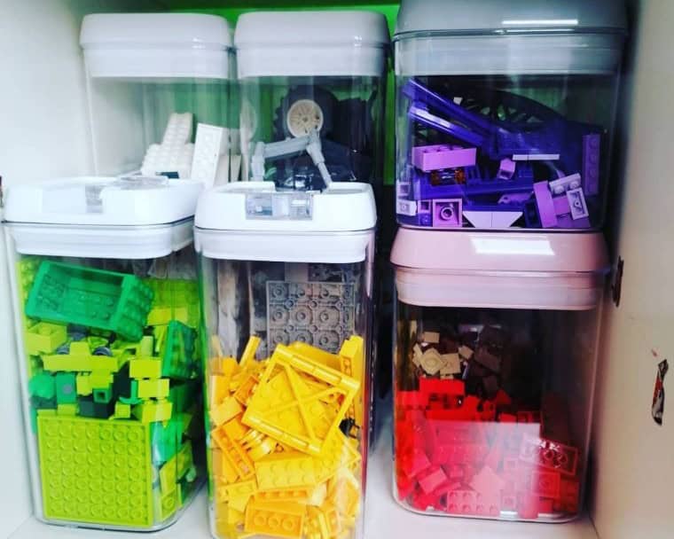 Simple Color-Coded Plastic Bins