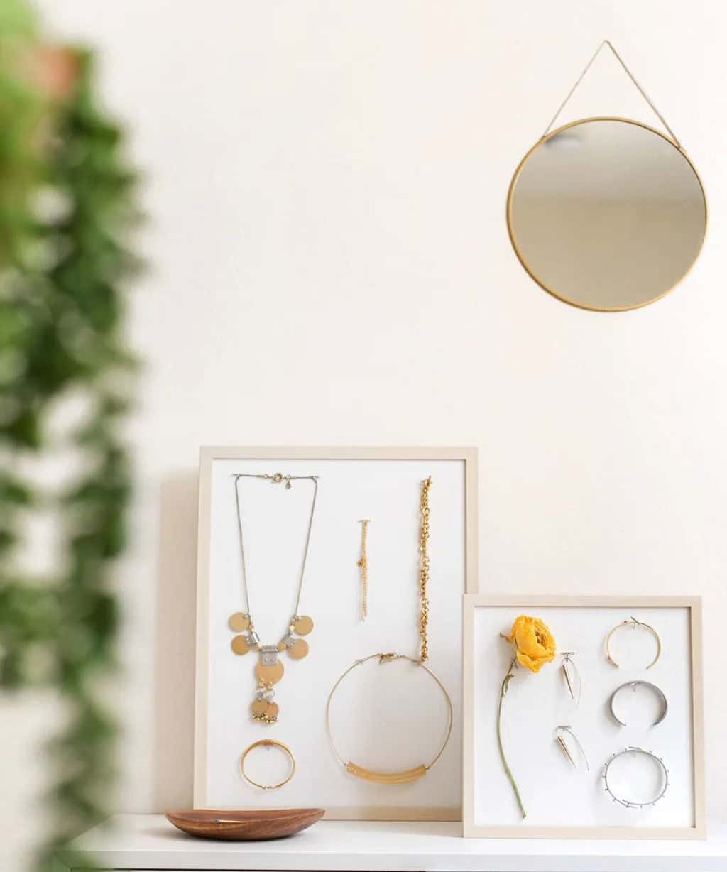 DIY Mounted Jewelry Display