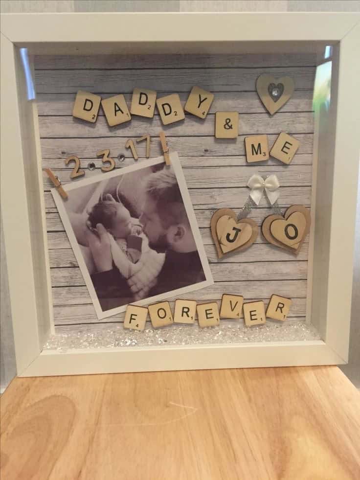 SCRABBLE PHOTO FRAME