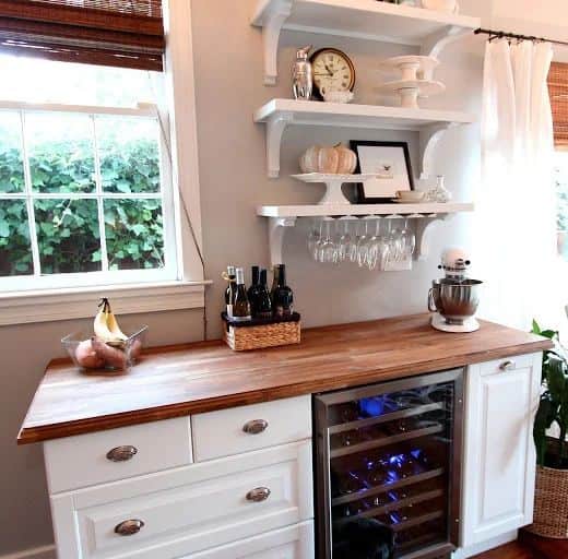 DIY Chic Wine Bar