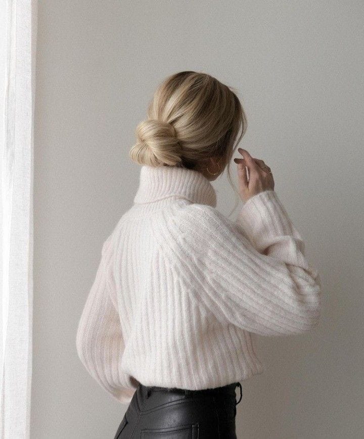 CUTE LOW BUN