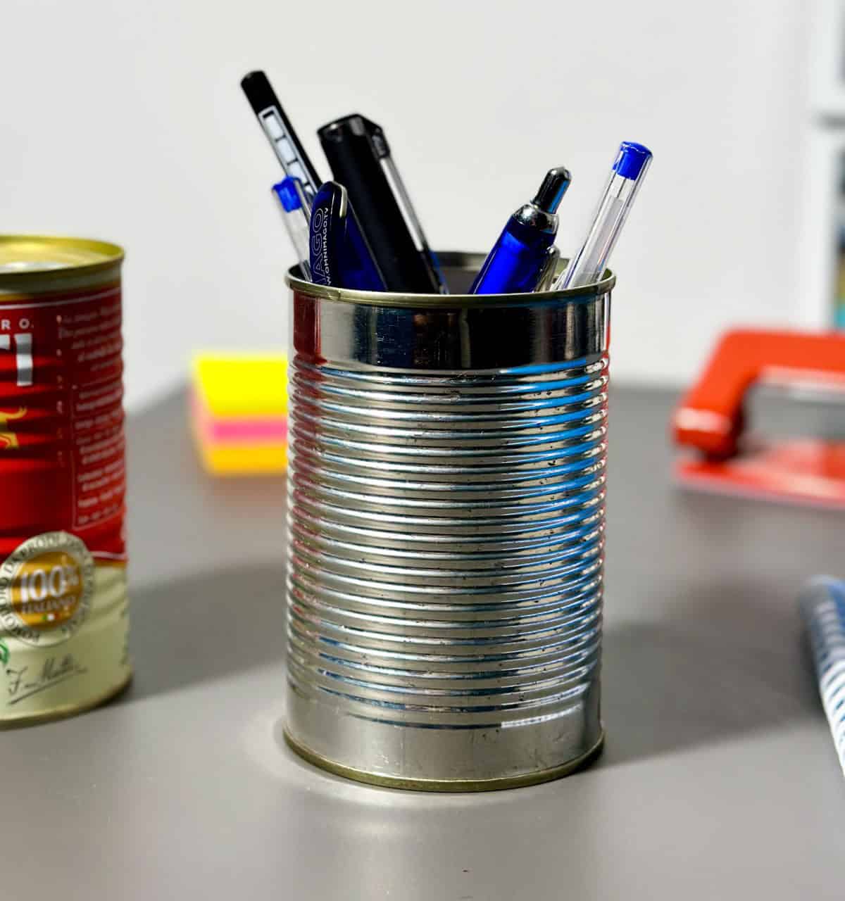 Reuse Tin Cans as Pen Holders