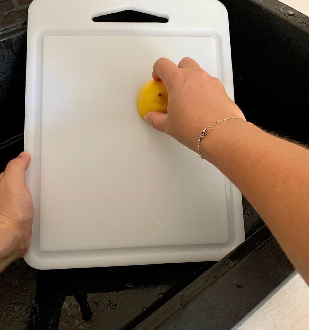 Sanitize Your Cutting Board Easily