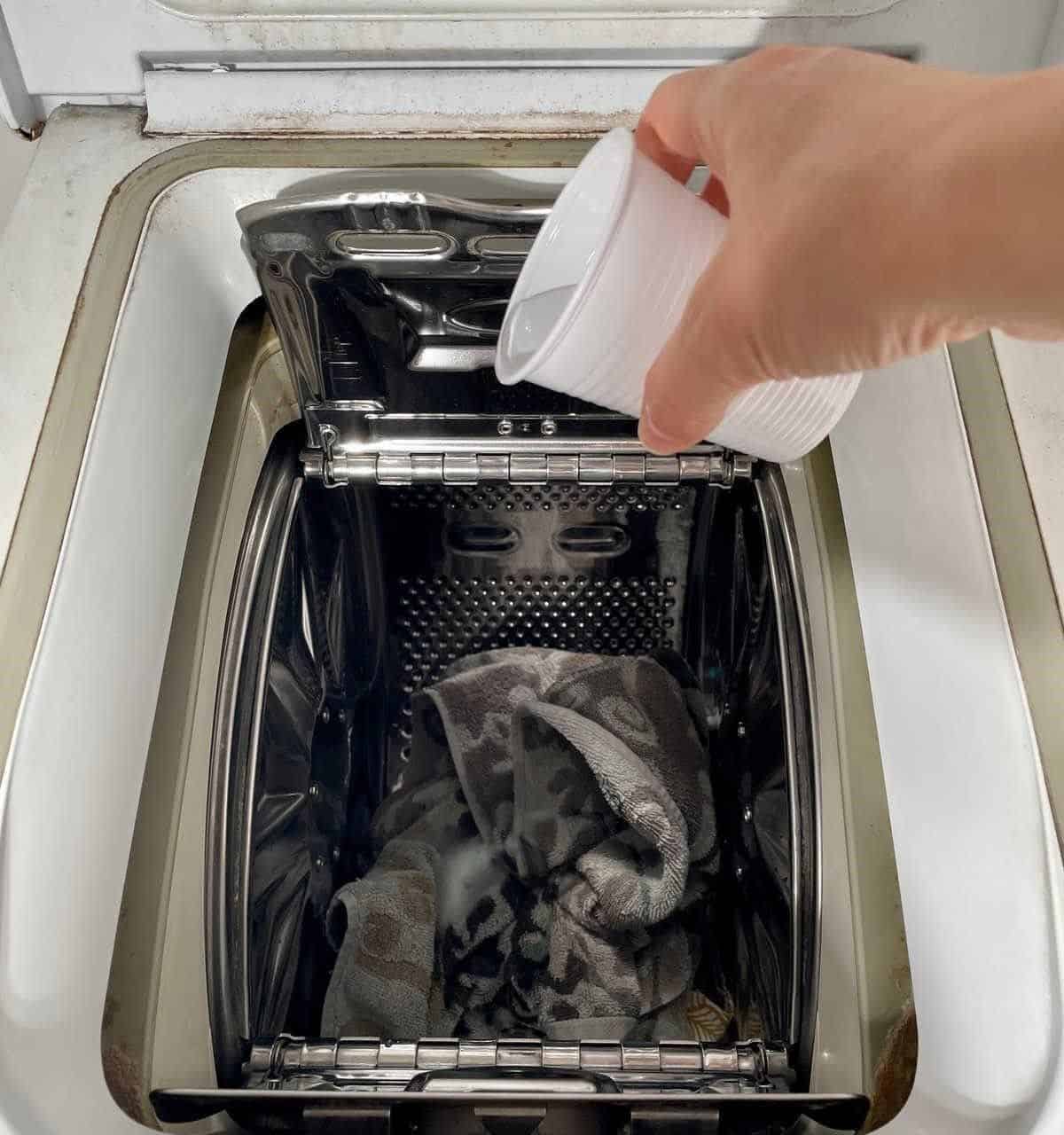 Remove Smell from Towels