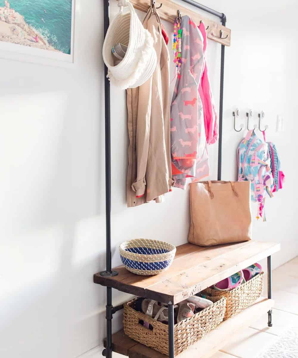 DIY Entryway Stand