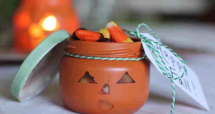 DIY Jar Jack-O-Lantern