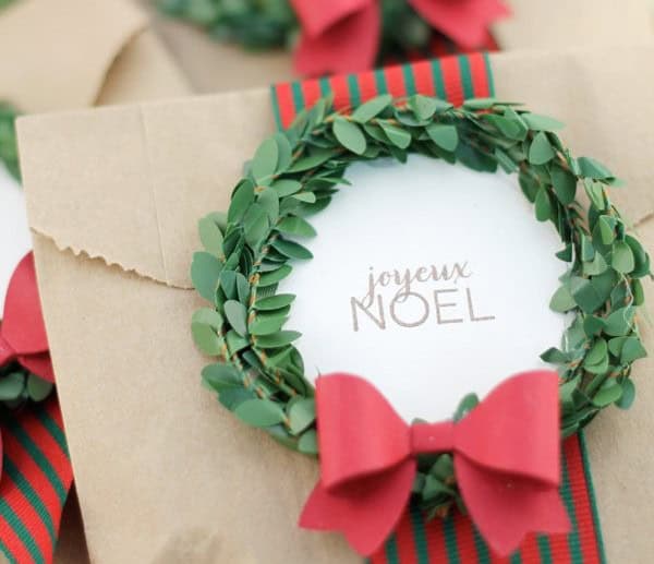 Easy Mini Wreath Tags