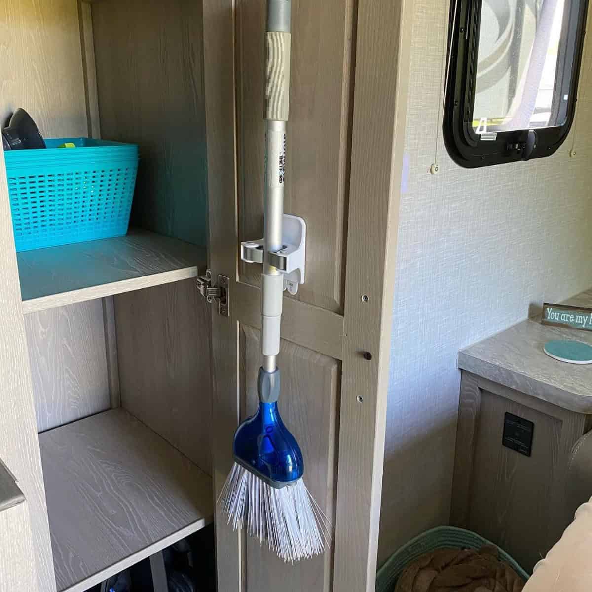 Collapsible Broom and Dustpan