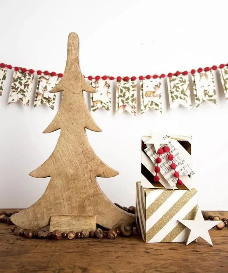 DIY Christmas Banner