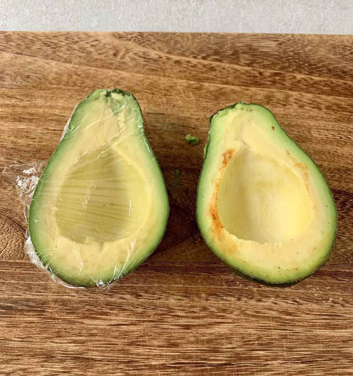 Keep Your Avocado From Turning Brown