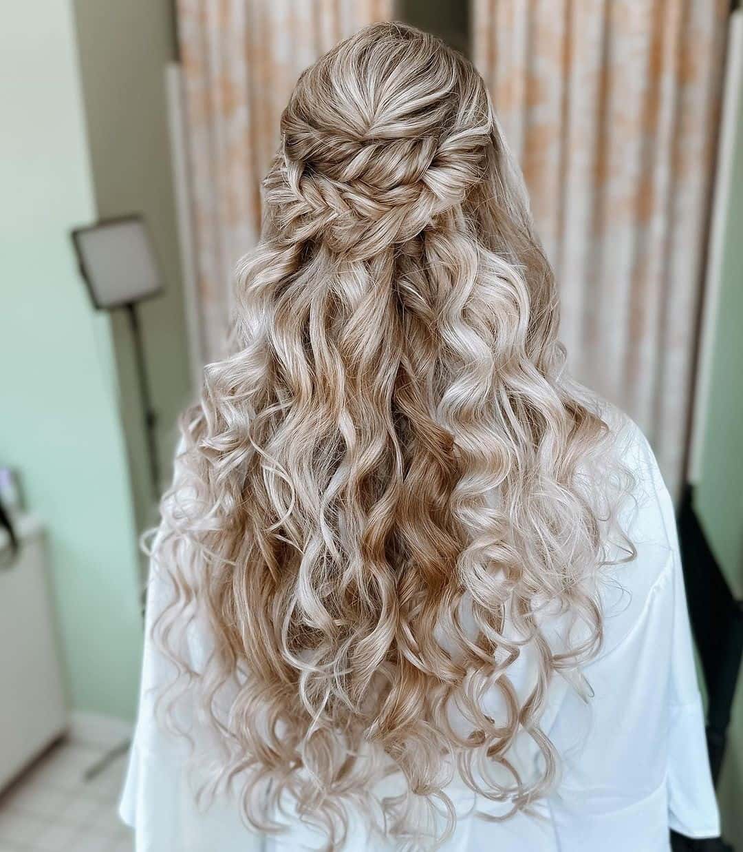 ROMANTIC BRAIDS