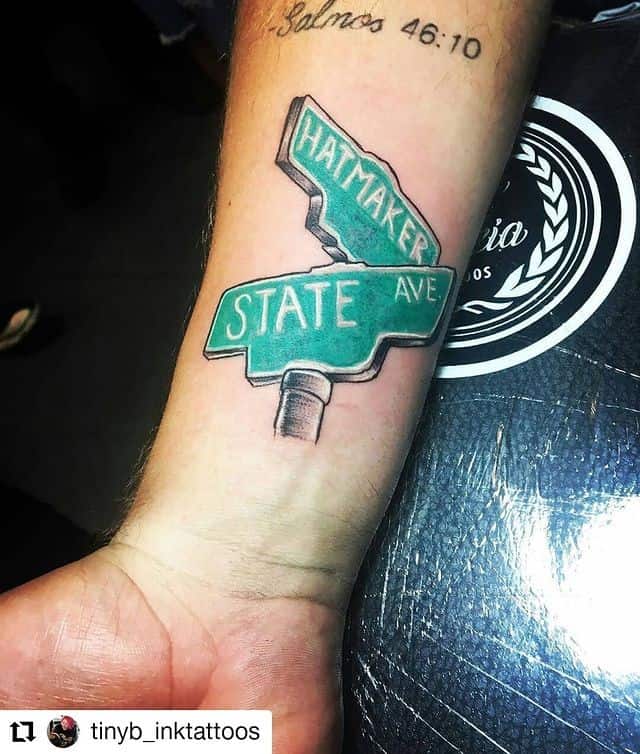 17] Minimalist and Striking Single Colored Street Sign Tattoos