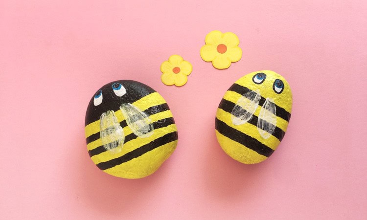 Buzzing Bee Painted Rocks