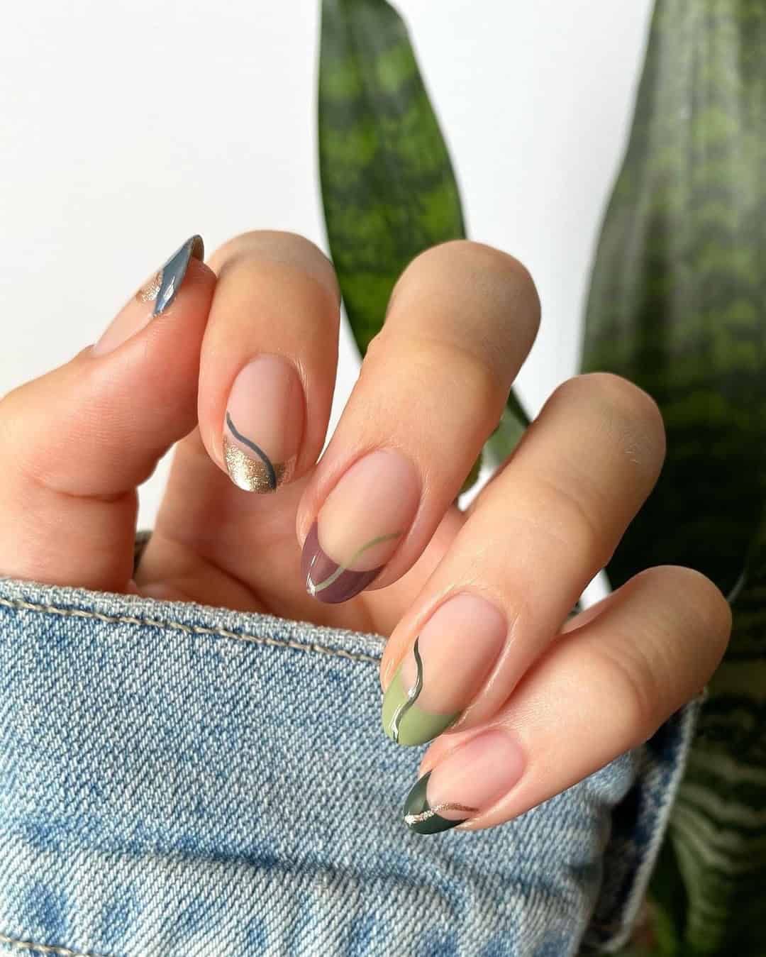 EARTHY & CLASSY SPRING NAILS