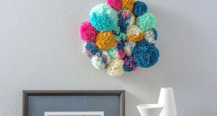 DIY Pom Pom Wall Hanging