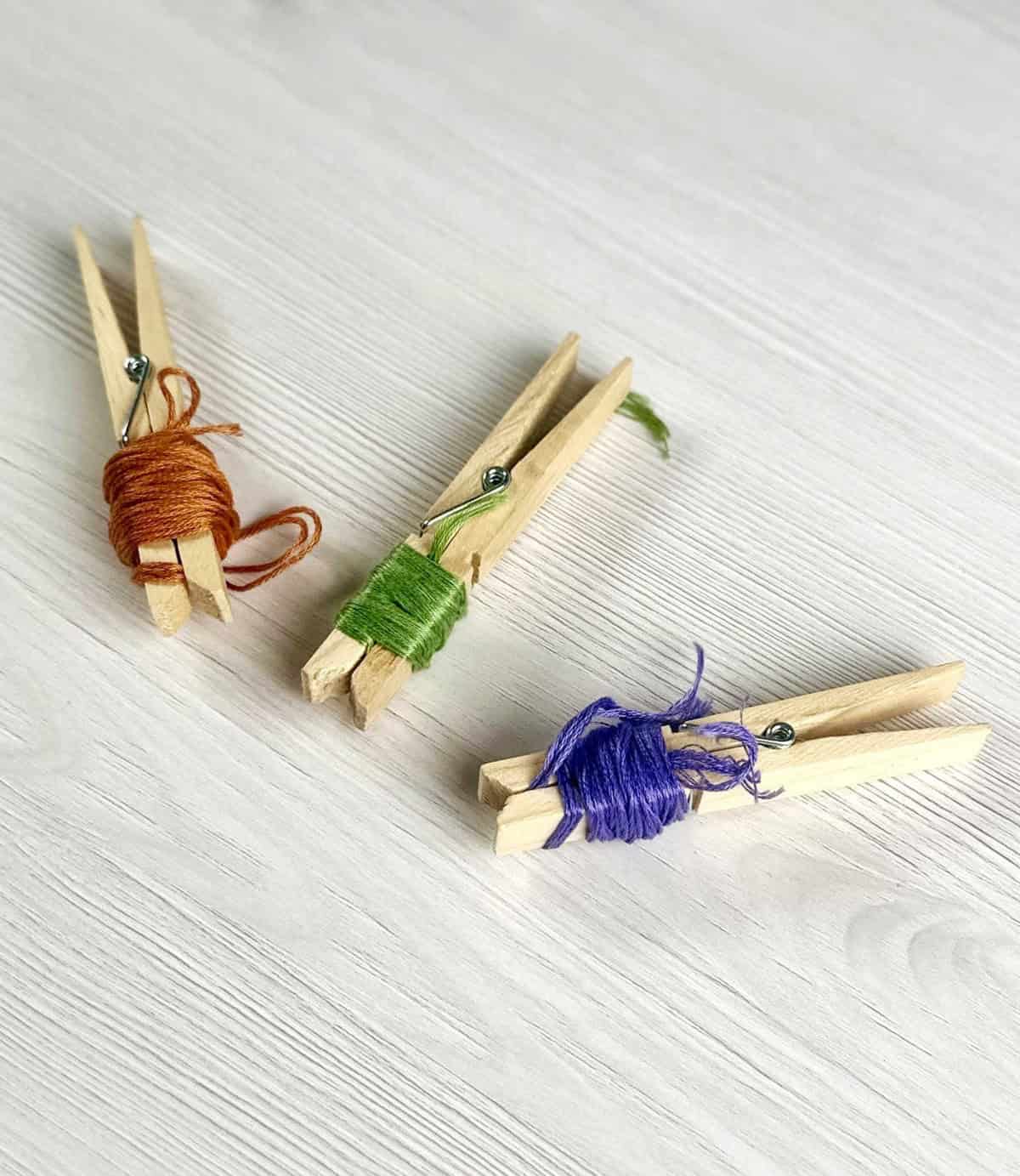 Save Your Scrap Yarn on Clothespins