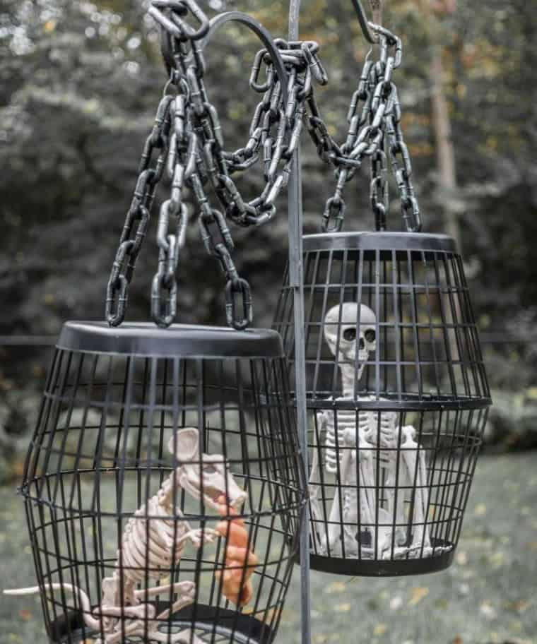 DIY Creepy Hanging Cages