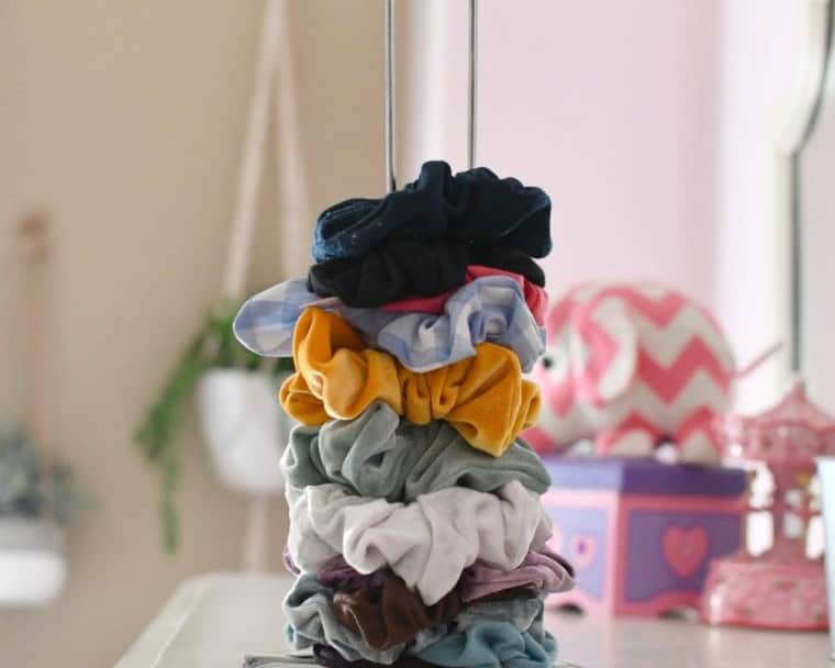 Simple Scrunchie Stacker