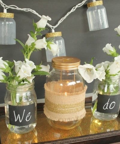 Rustic Mason Jar Wedding Décor