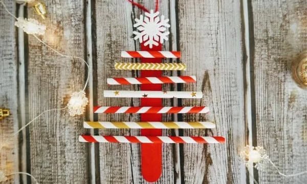 Paper Straw Christmas Tree