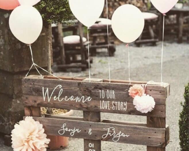 Pallets and Balloons Welcome Sign