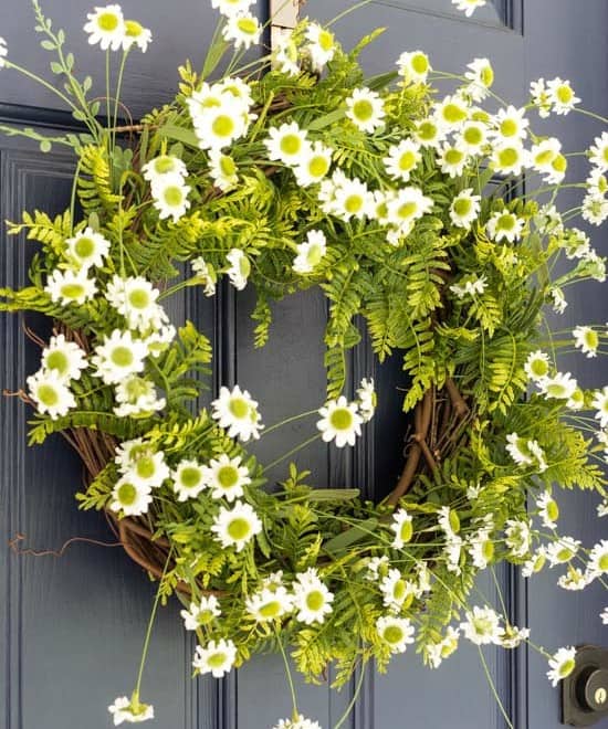 Fern and Daisy Wreath