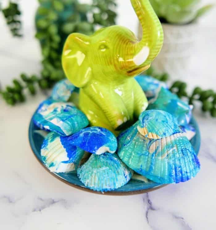 Nail Polish Seashell Decor