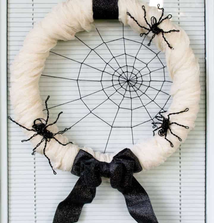 Spider’s Web Halloween Wreath