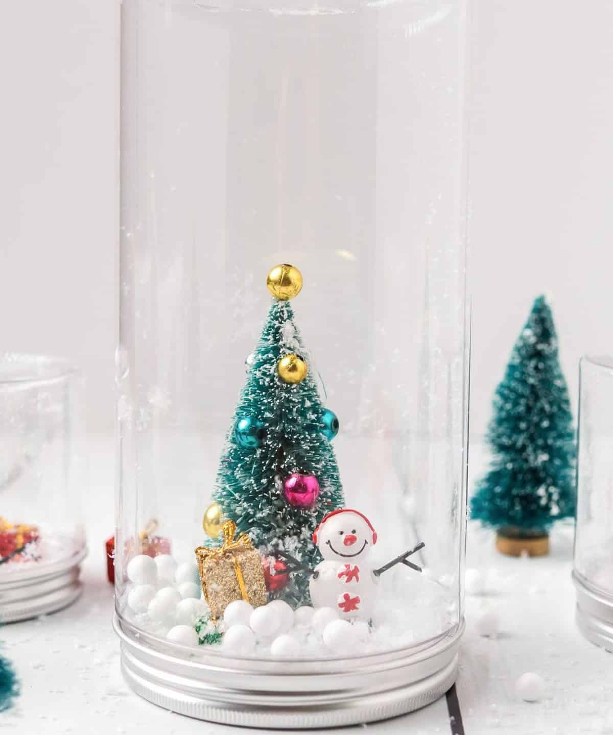 Waterless Snow Globes