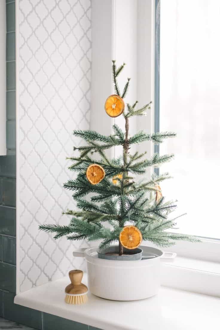 DRIED ORANGES CHRISTMAS TREE ORNAMENTS