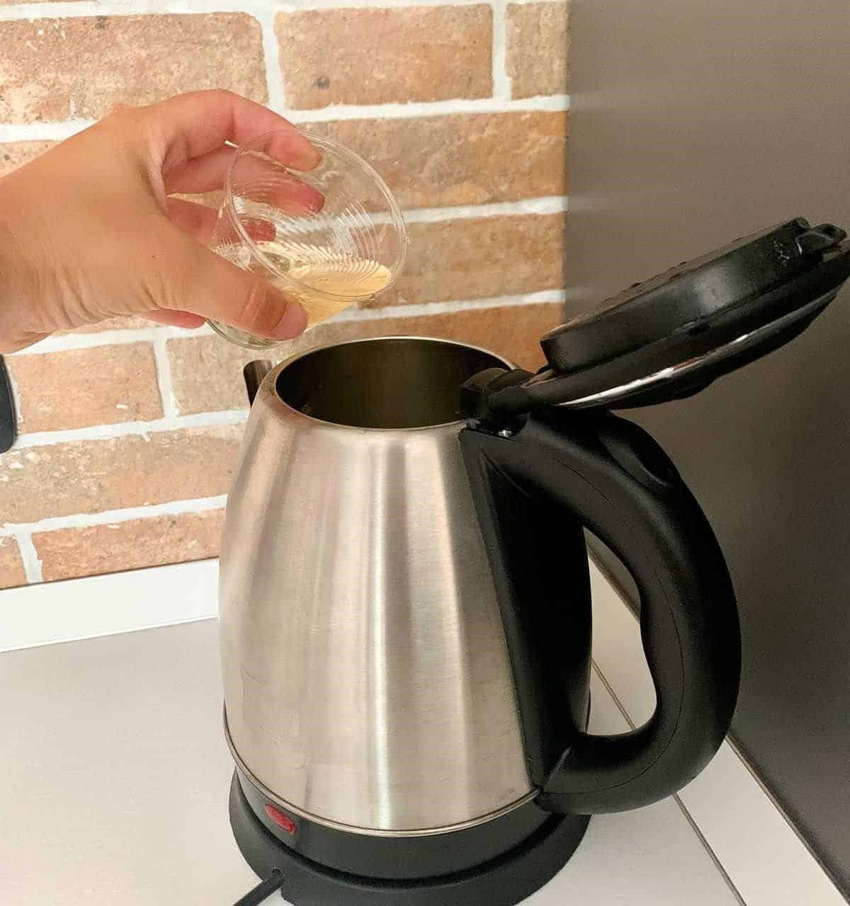 Use White Wine Vinegar to Descale Your Kettle