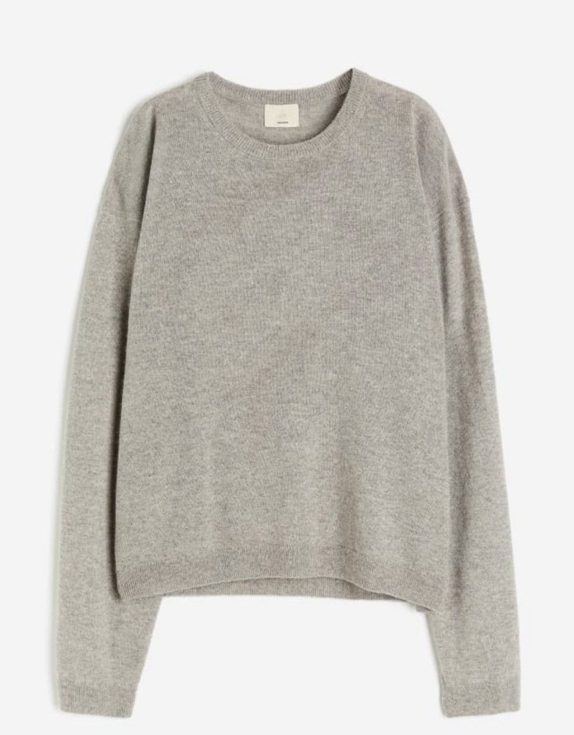 CASHMERE SWEATER