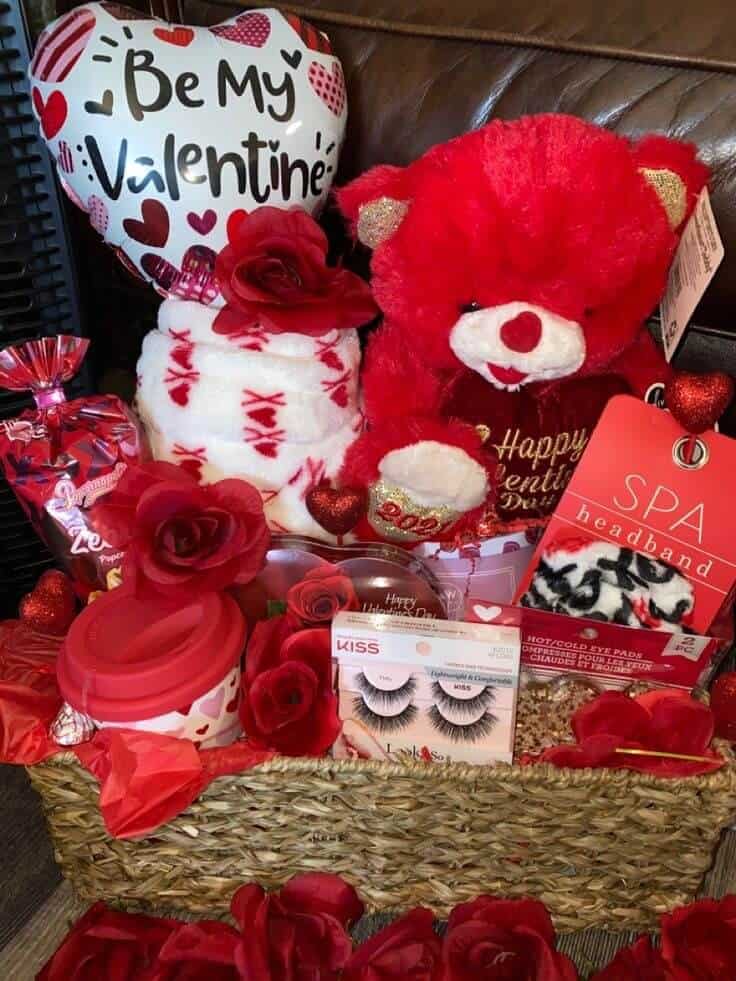 SPA VALENTINE GIFT BASKET