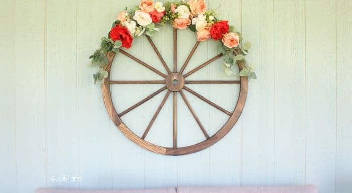 Wagon Wheel Wreath