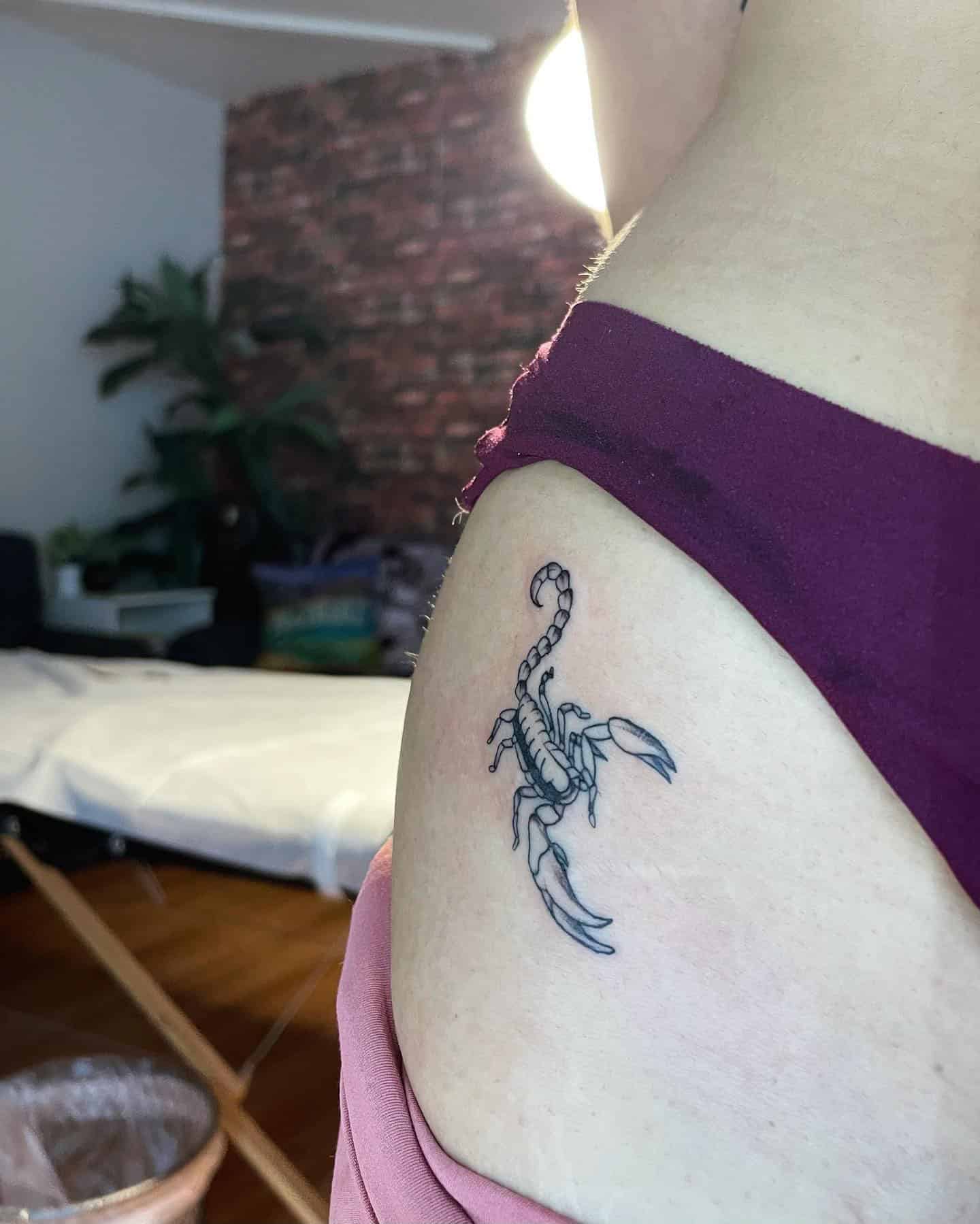 18] Scorpion Tattoo on Hip: Scorpio’s Sting