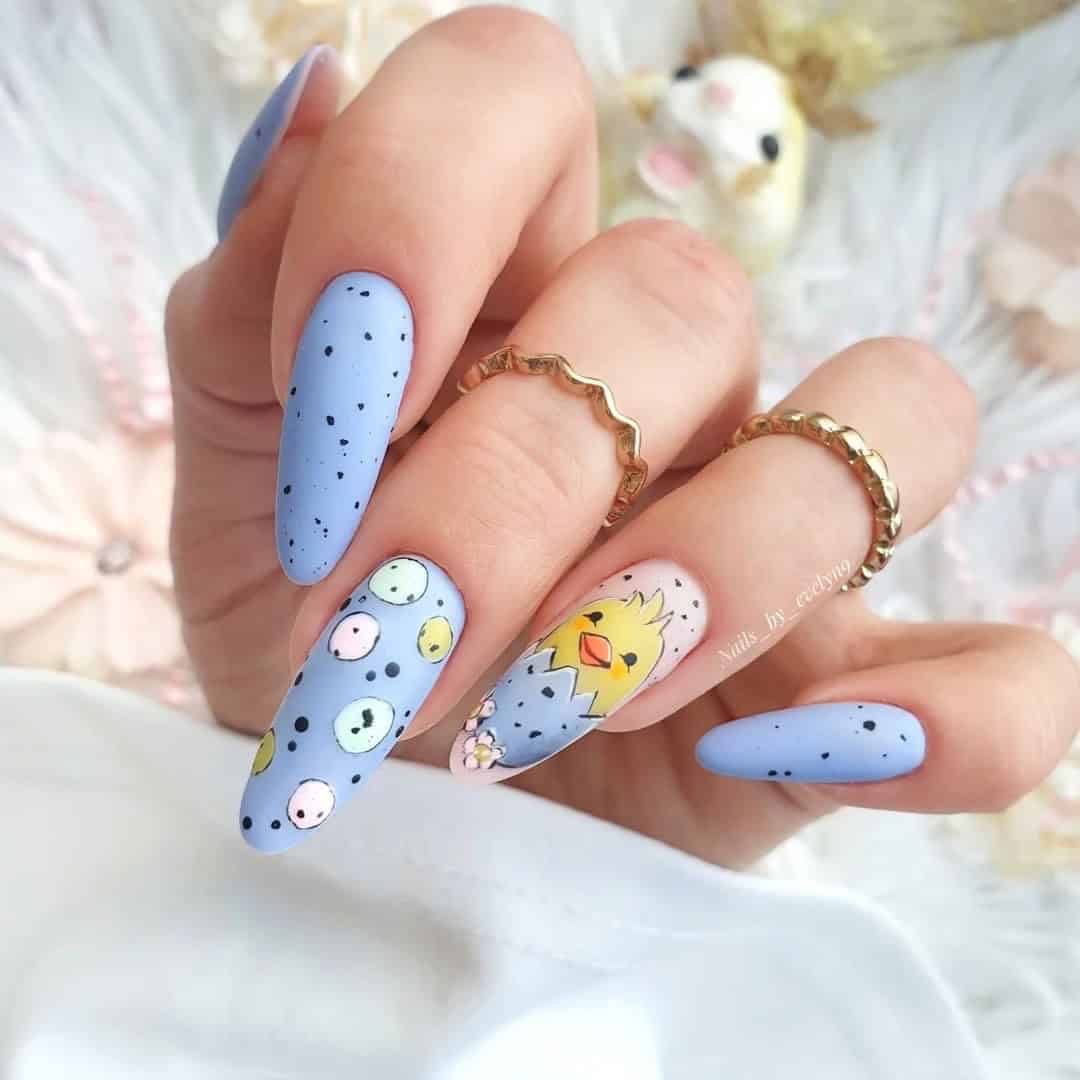 BLUE SPECKLED NAILS WITH CHICK