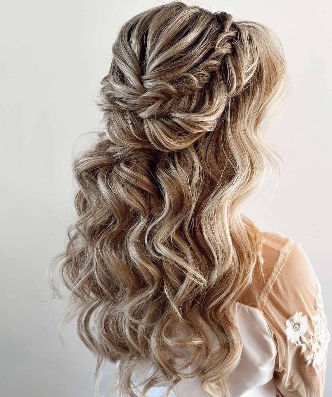 ROMANTIC BRAIDS