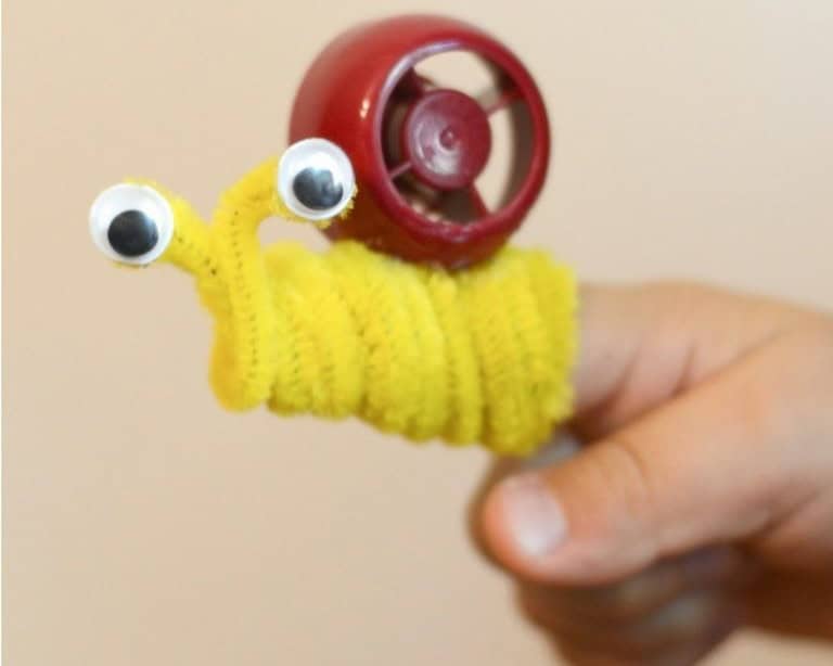 Finger Puppet Snails