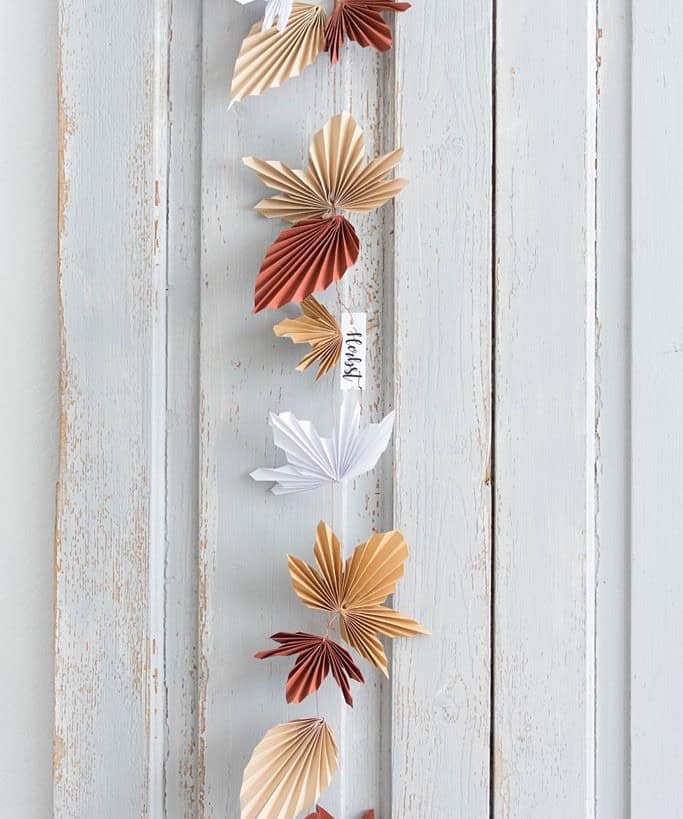 A Gorgeous Fall Garland